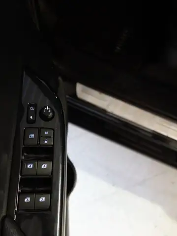 Toyota Hilux DK Invin. 4WD 2,8D Aut. *ALLBLACK *MWST *VOLL Ansicht 37