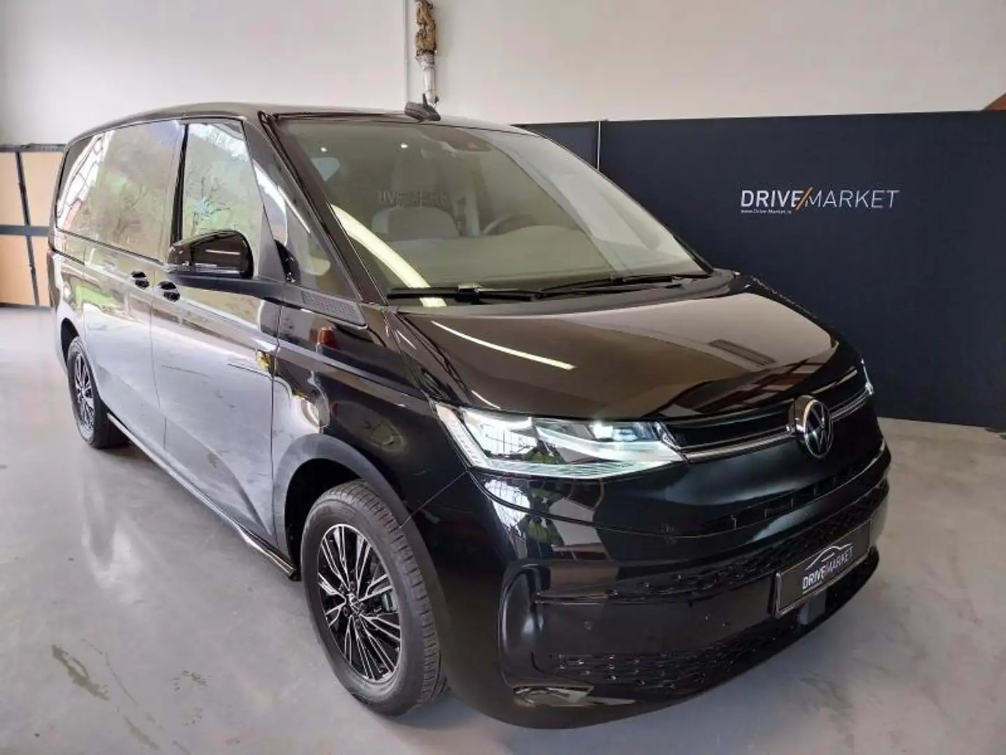 Volkswagen T7 Multivan Life Long Noir - 1