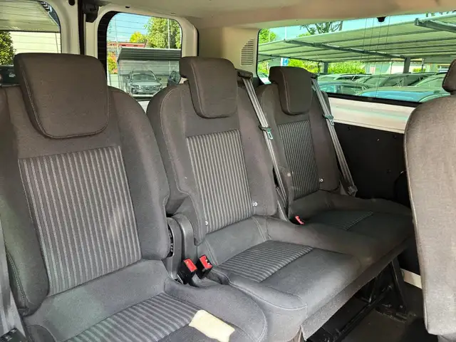 Ford Transit Custom view 13