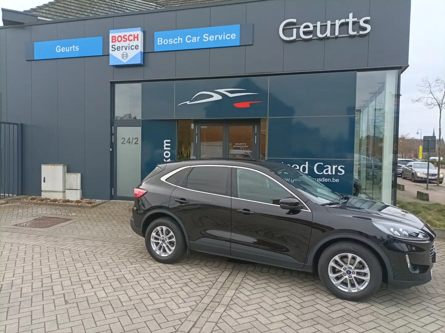 Ford Kuga 1.5 EcoBoost FWD Titanium Negro - 1