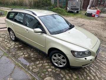 V50 2.0 Turbo - D Summum