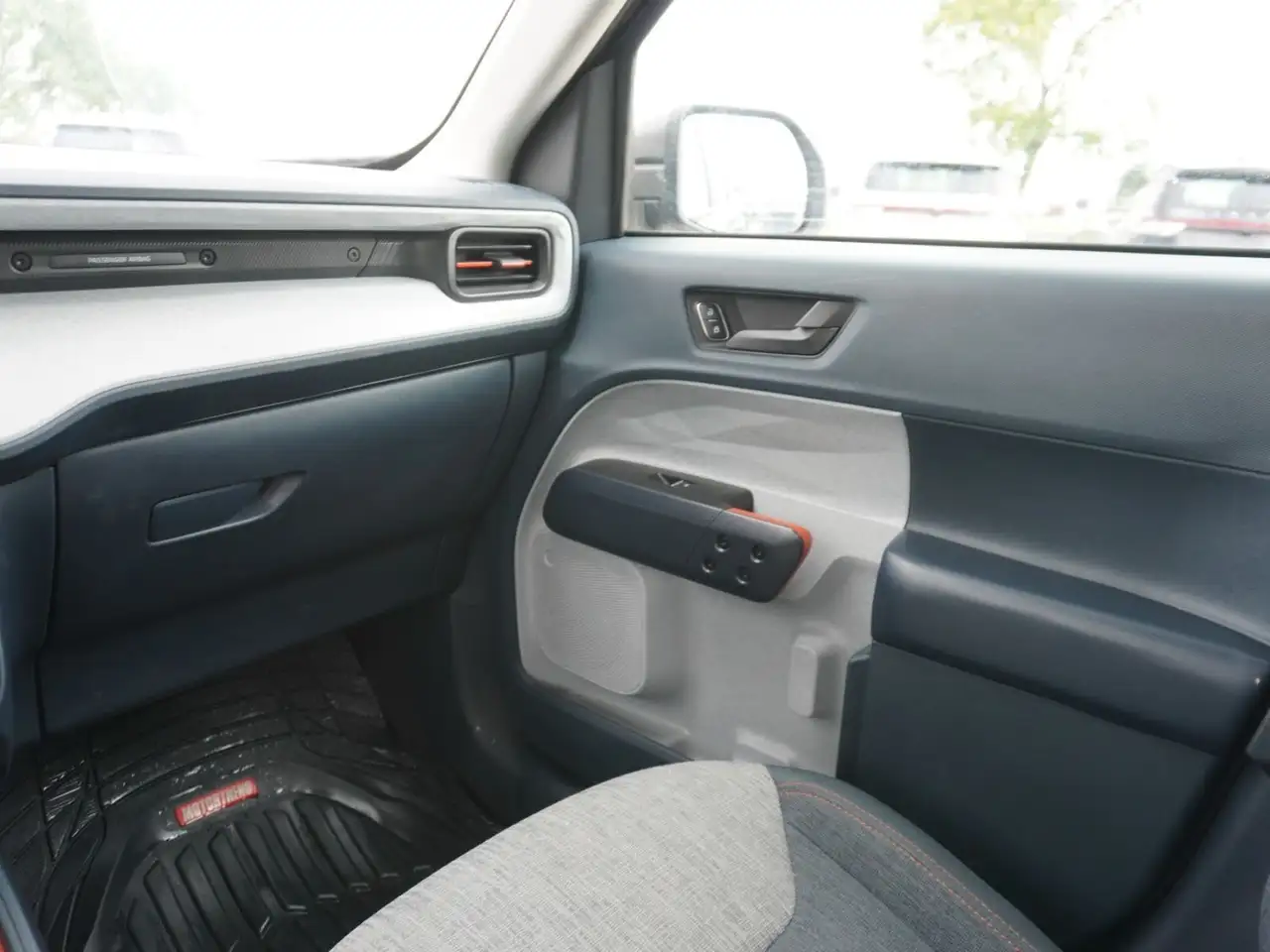 Ford Maverick снимка Ford Maverick