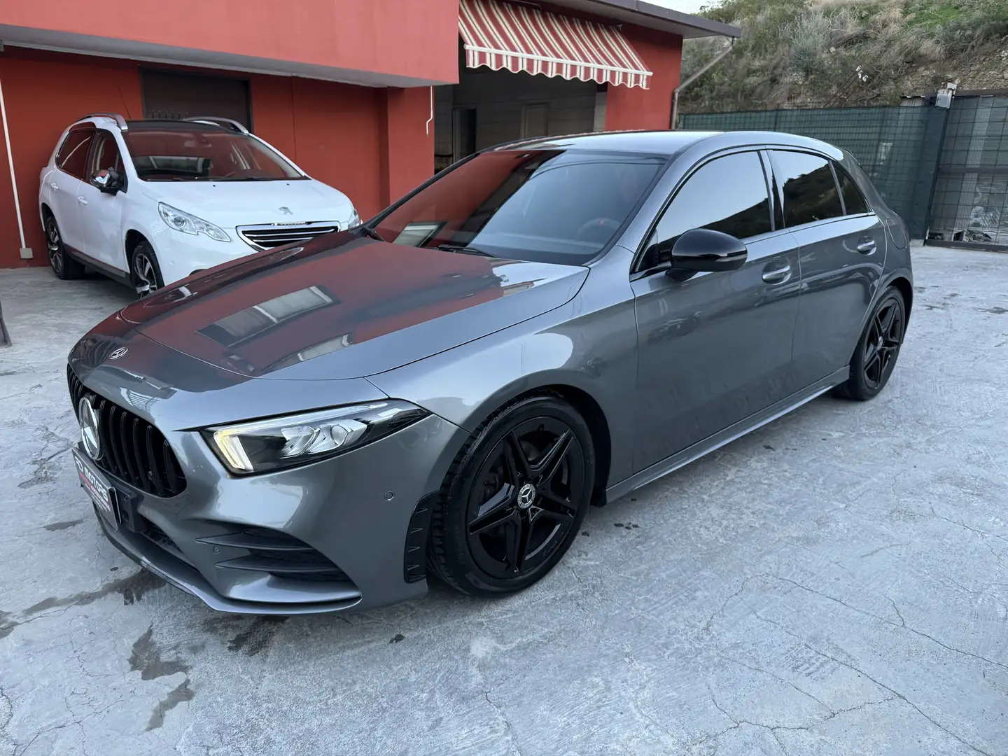 Mercedes-Benz A 180 d Premium AMG auto - 2