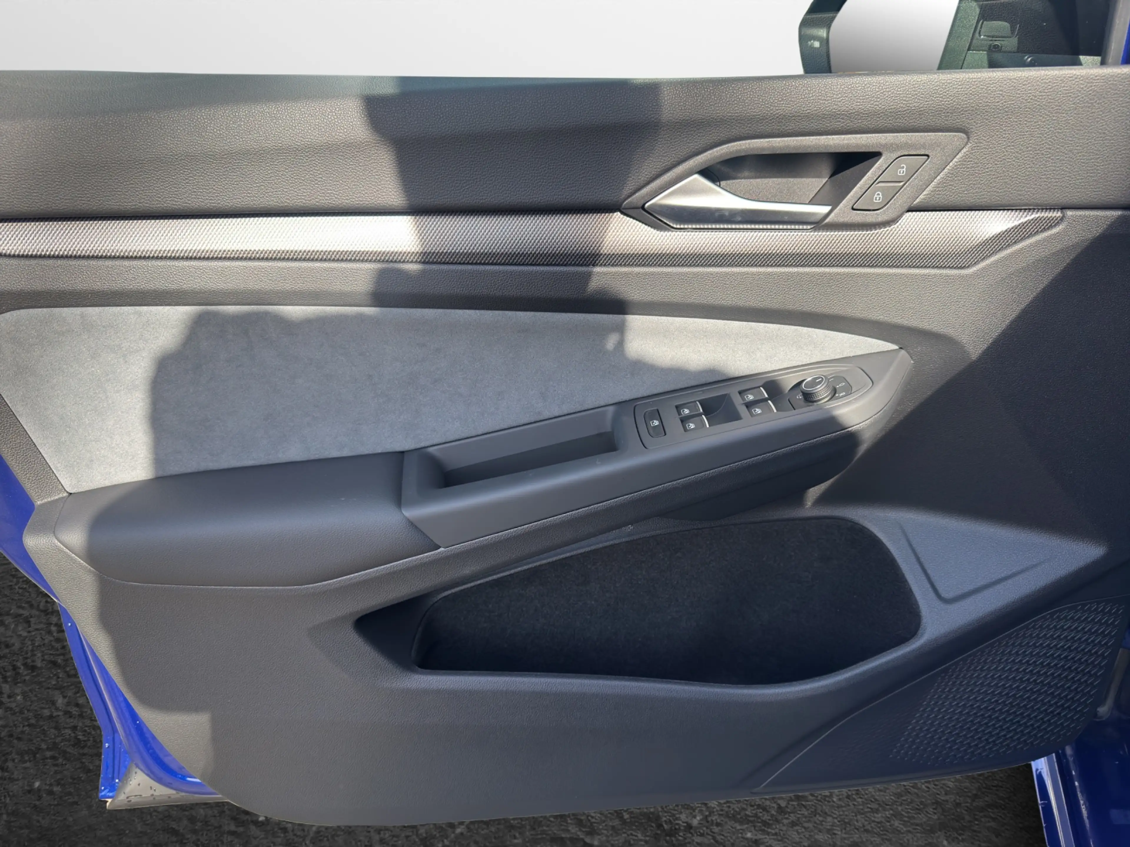 Volkswagen Golf R 2.0 TSI DSG 4M — photo 7