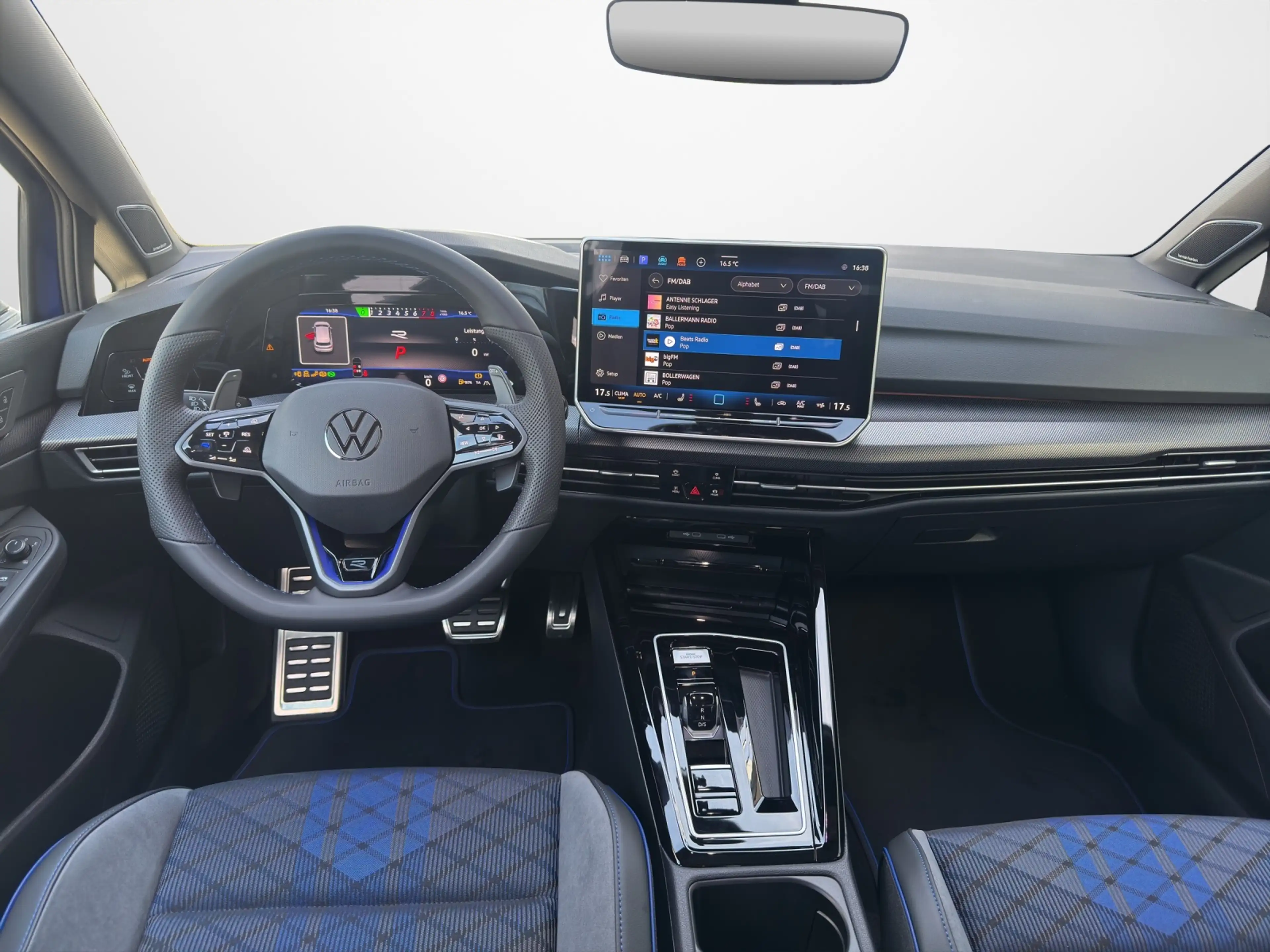 Volkswagen Golf R 2.0 TSI DSG 4M — photo 10