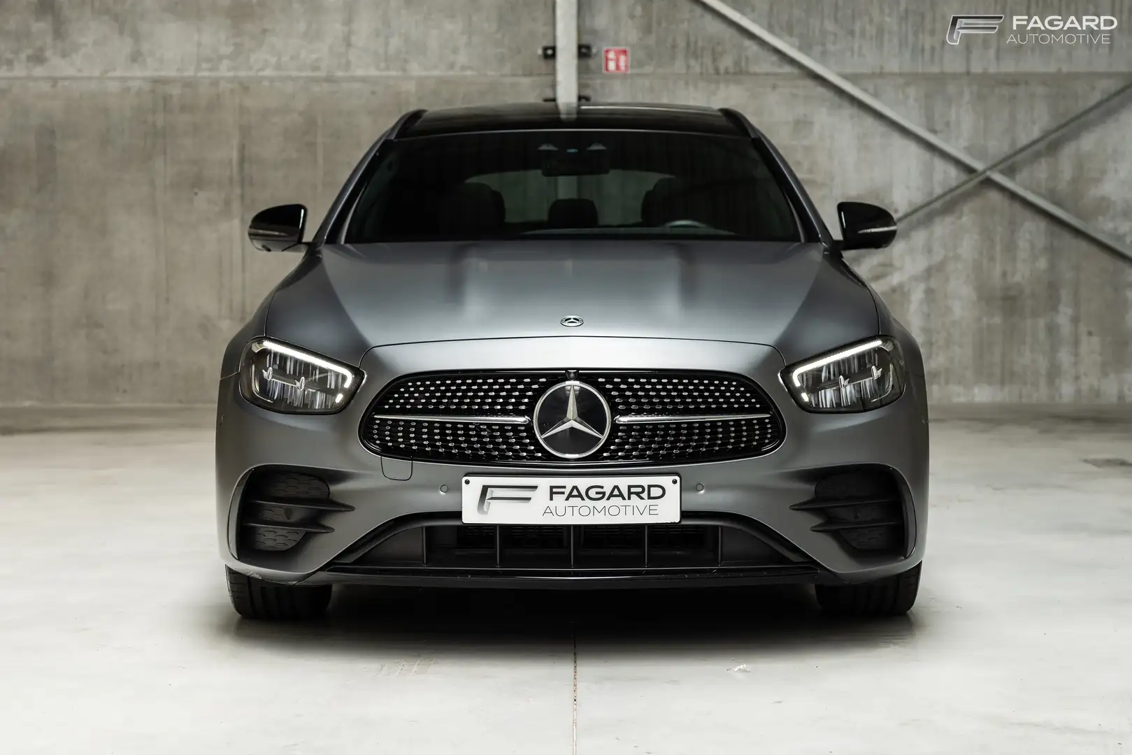 Mercedes-Benz E 300 de PHEV | AMG | FULL | VAT-qualified Gris - 1