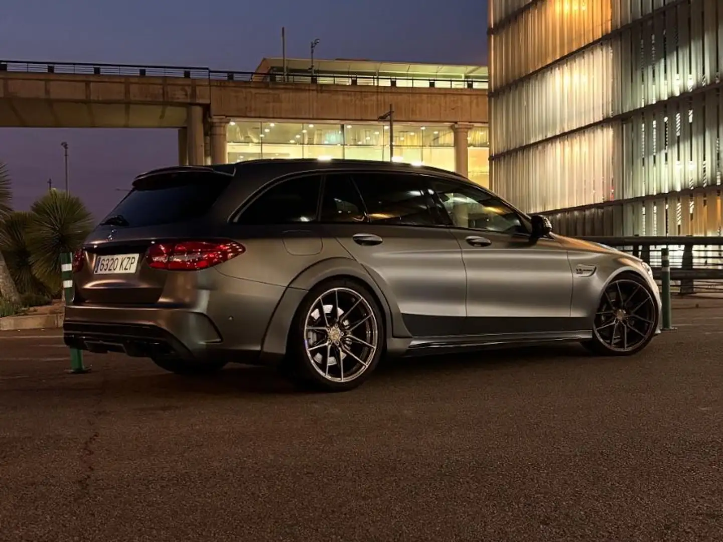 Mercedes-Benz C 63 AMG C Estate 63 AMG 7G Plus AMG Gris - 1