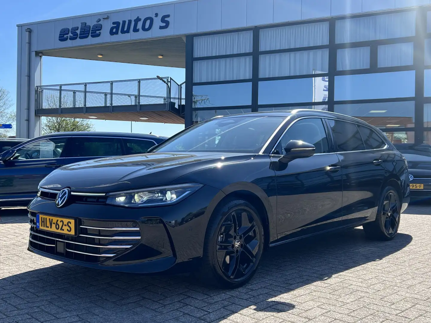 Volkswagen Passat Variant 1.5 eTSI Elegance Business Navigatie Panoramadak T Negro - 1