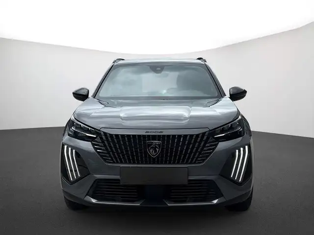 Peugeot 2008 view 3