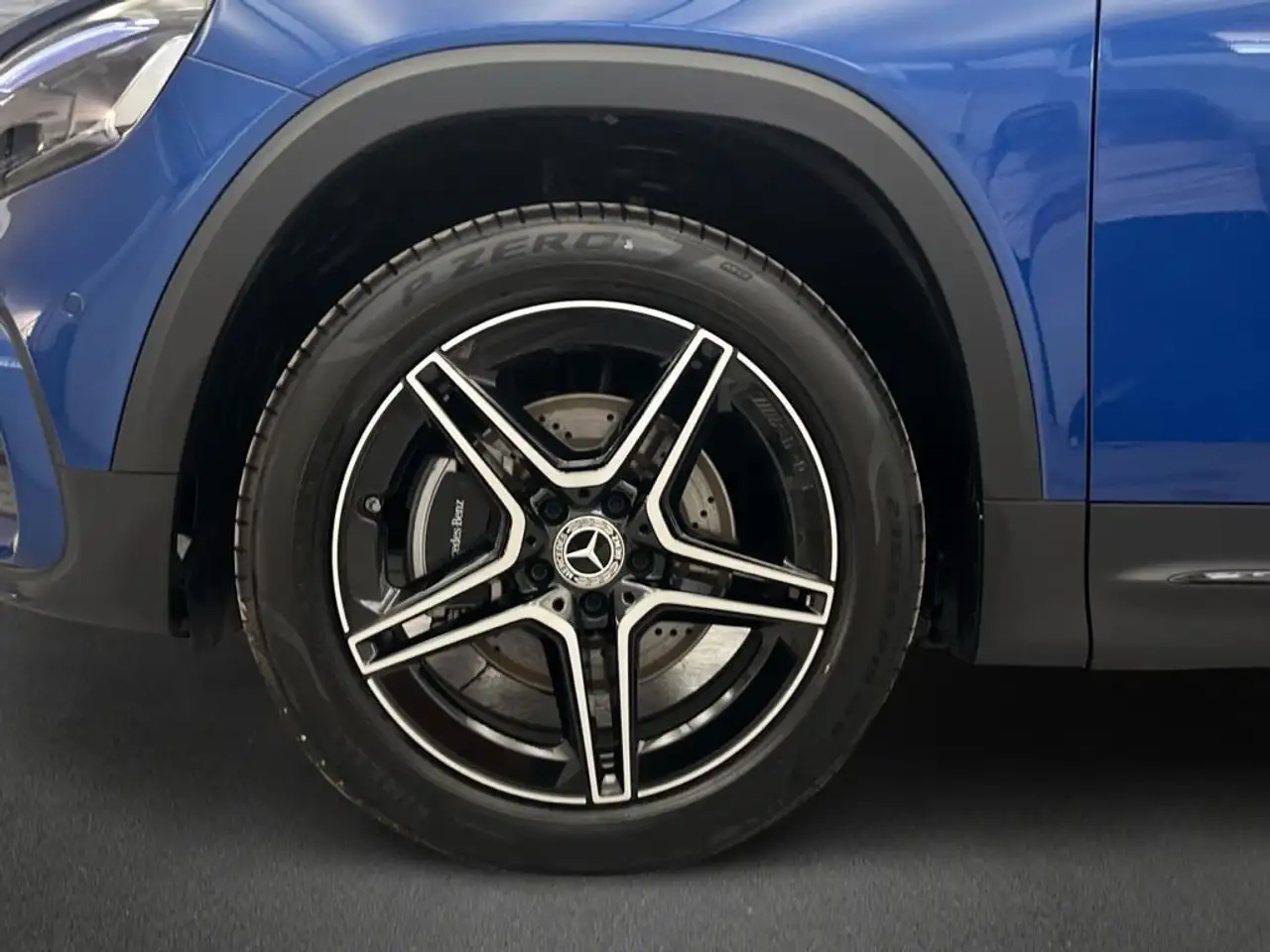 Mercedes-Benz GLB 2026