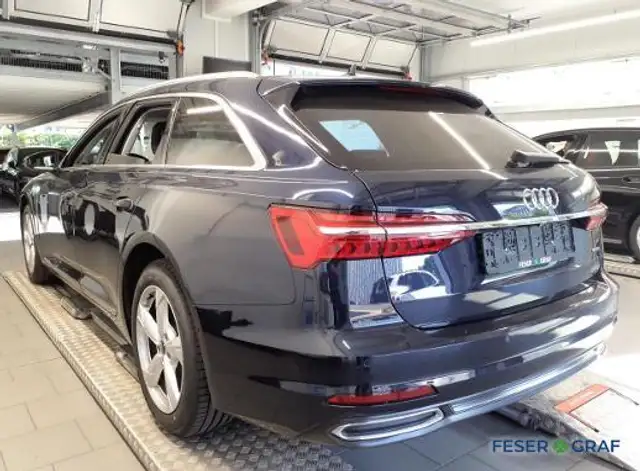 Audi A6 view 5