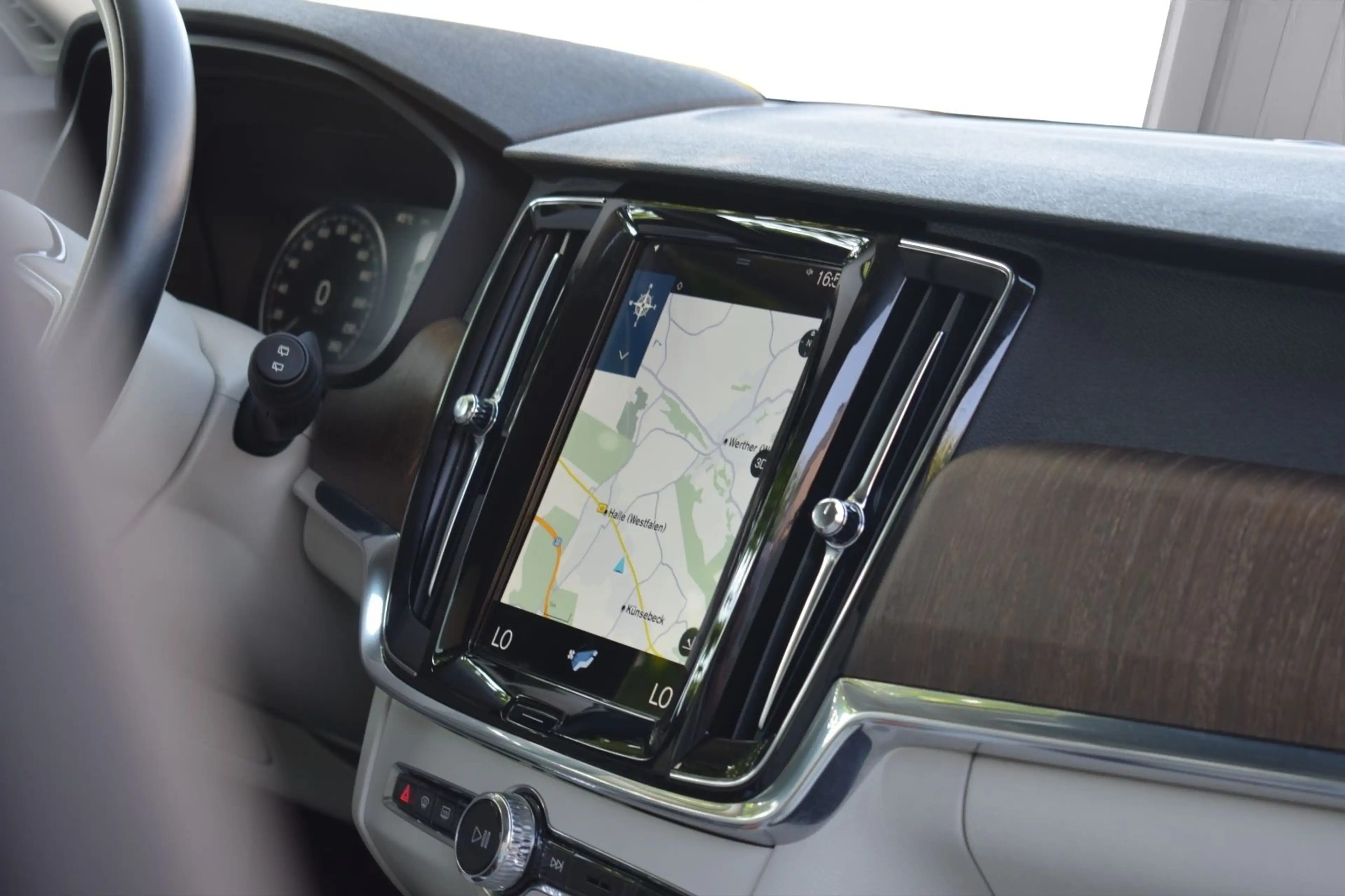 Volvo V90 Cross Country V90 B4 AWD CC PRO/KAMERA/PANORAMA/ANGEBOT 2,4% — photo 12