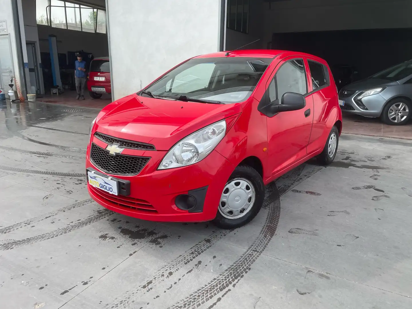 Chevrolet Spark 1.0 LS Rood - 1