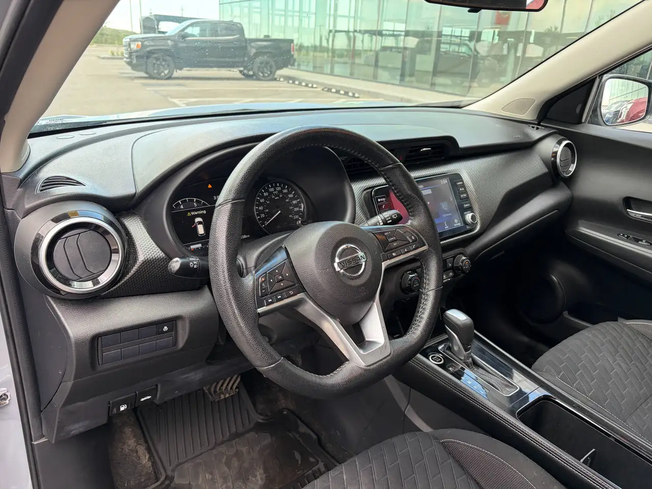 Nissan Kicks photo Nissan Kicks