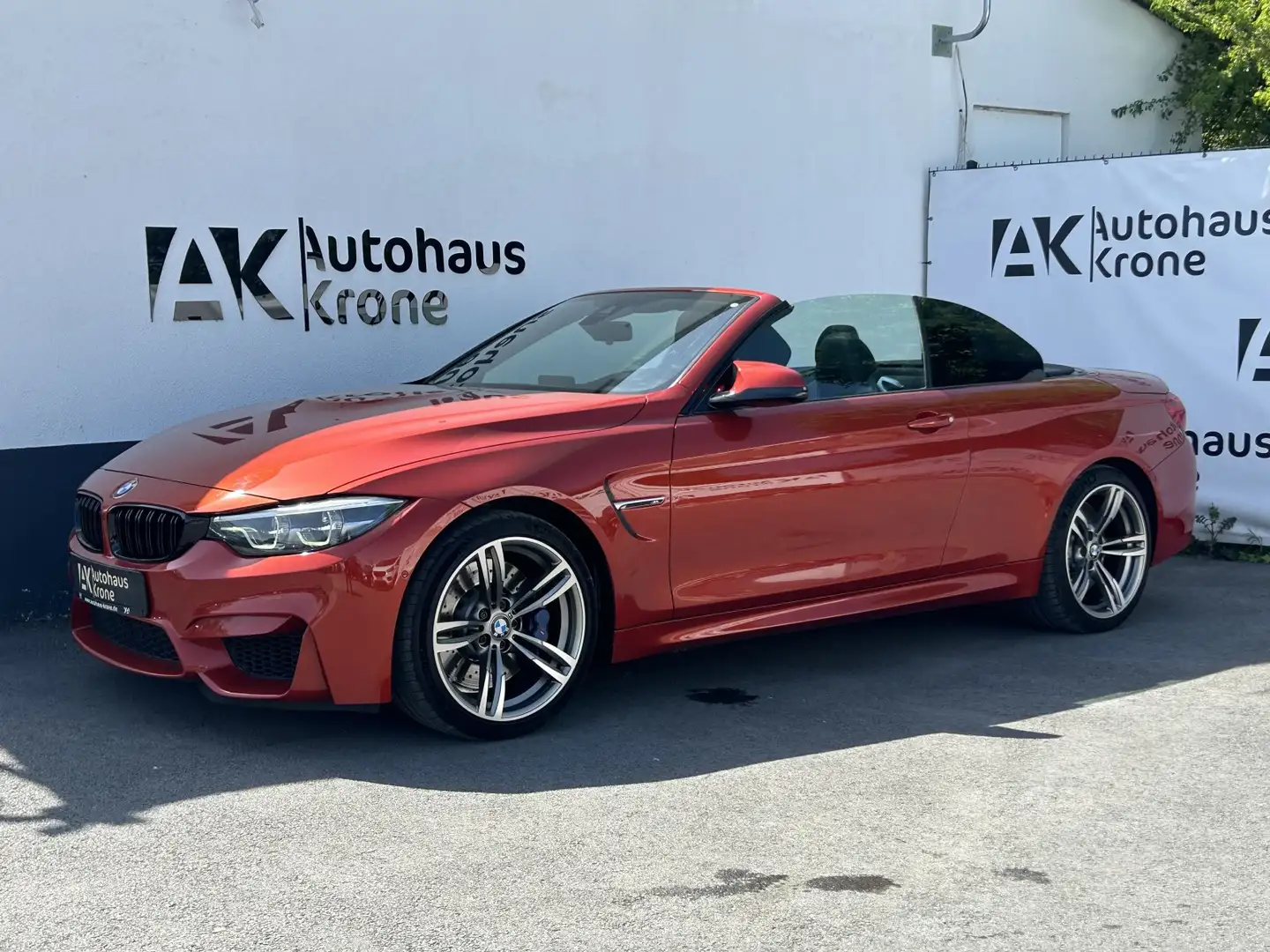 BMW M4 *CABRIO*HARMAN-KARDON* HEAD-UP*LED*KEYLESS*SHZ Oranje - 2