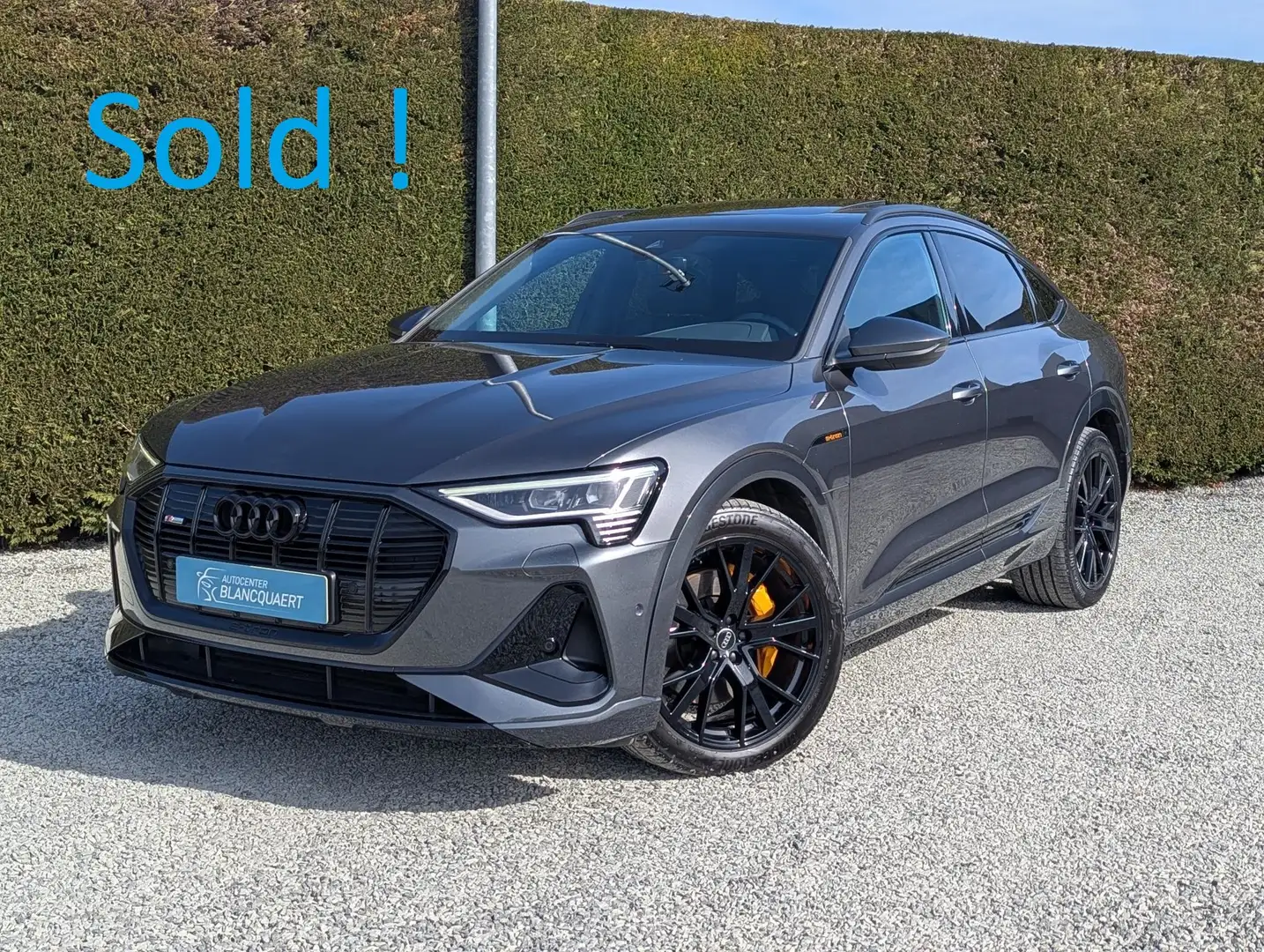 Audi e-tron !verkocht! - 2x s-line + black style - open dak Gris - 1