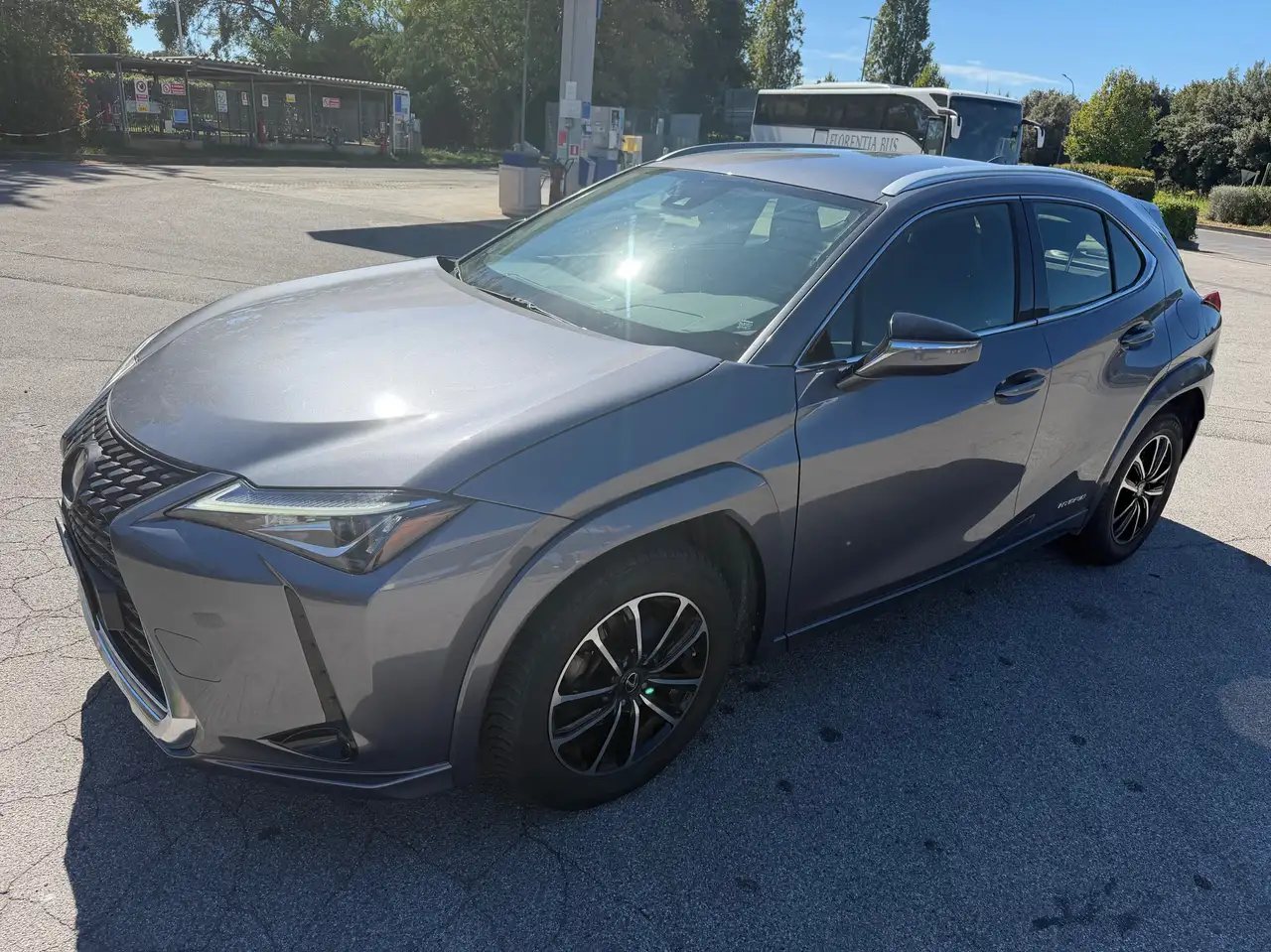 Lexus UX 250h