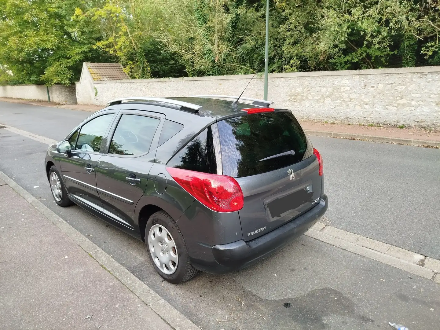 Peugeot 207 SW 1.6 HDi 92ch FAP Business - 2