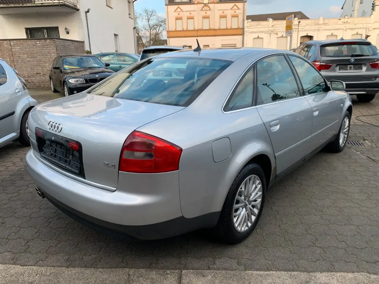 Audi A6 2.4 V6 Automatik, foto 2