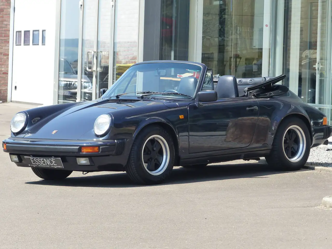Porsche 911 Carrera 3.2 Cabrio G50 German Car with history, foto 5