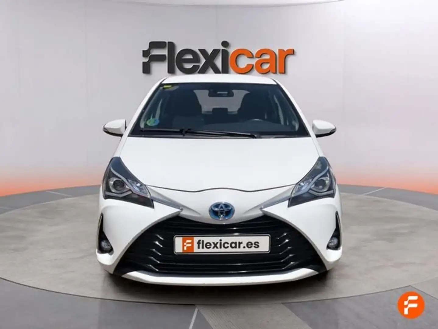 Toyota Yaris 120H 1.5 Style Blanco - 2