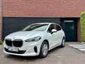 BMW 218 IA TOURER/LED/NAVI/CARPLAY/CAMERA/INDUCTIE LADEN Білий - thumbnail 1