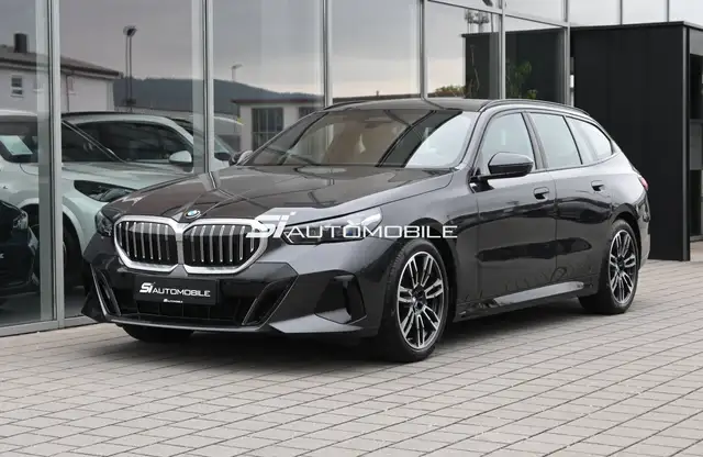 BMW 540 d xDrive Touring M-Sport °PANO°ICONIC°STANDHEIZ°