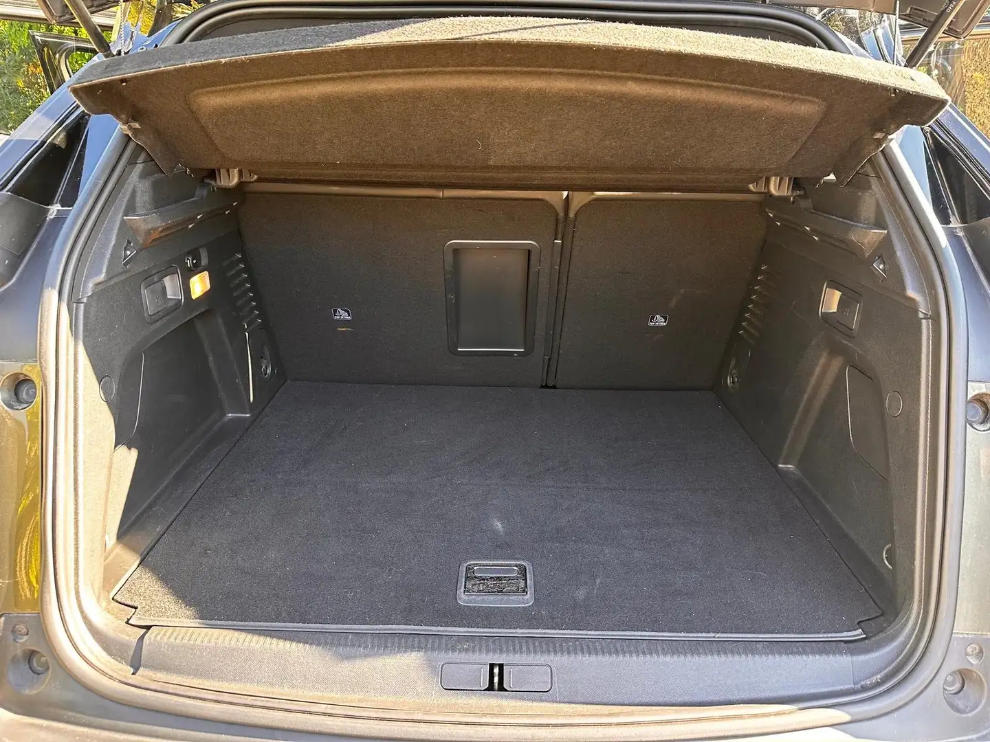 Peugeot 3008 3008 Hybrid 225 e-EAT8 GT Pack - 1