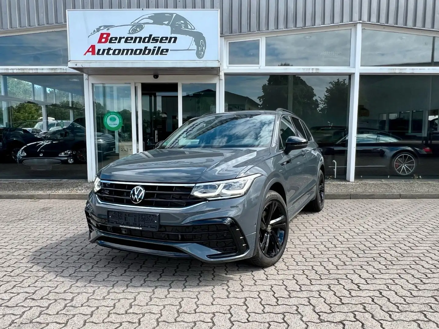 Volkswagen Tiguan TIGUAN R-LINE/HUD/BLACK STYLE/ACC/LED/KAMERA - 1