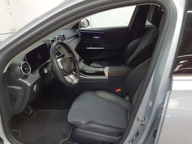 Mercedes-Benz C-Class view 7