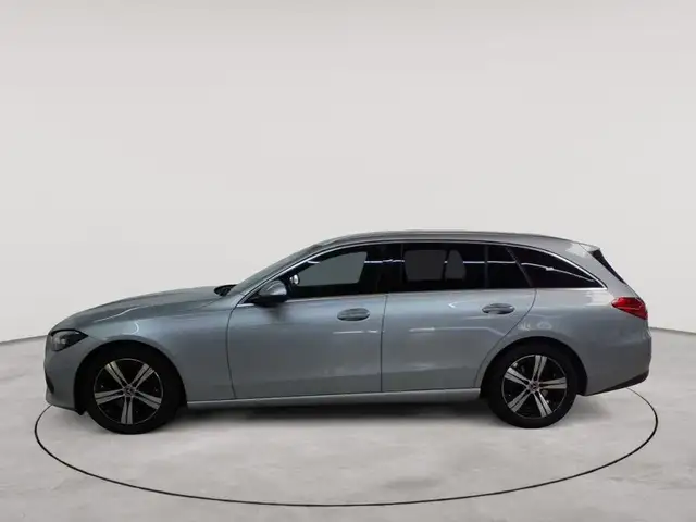 Mercedes-Benz C-Class view 6