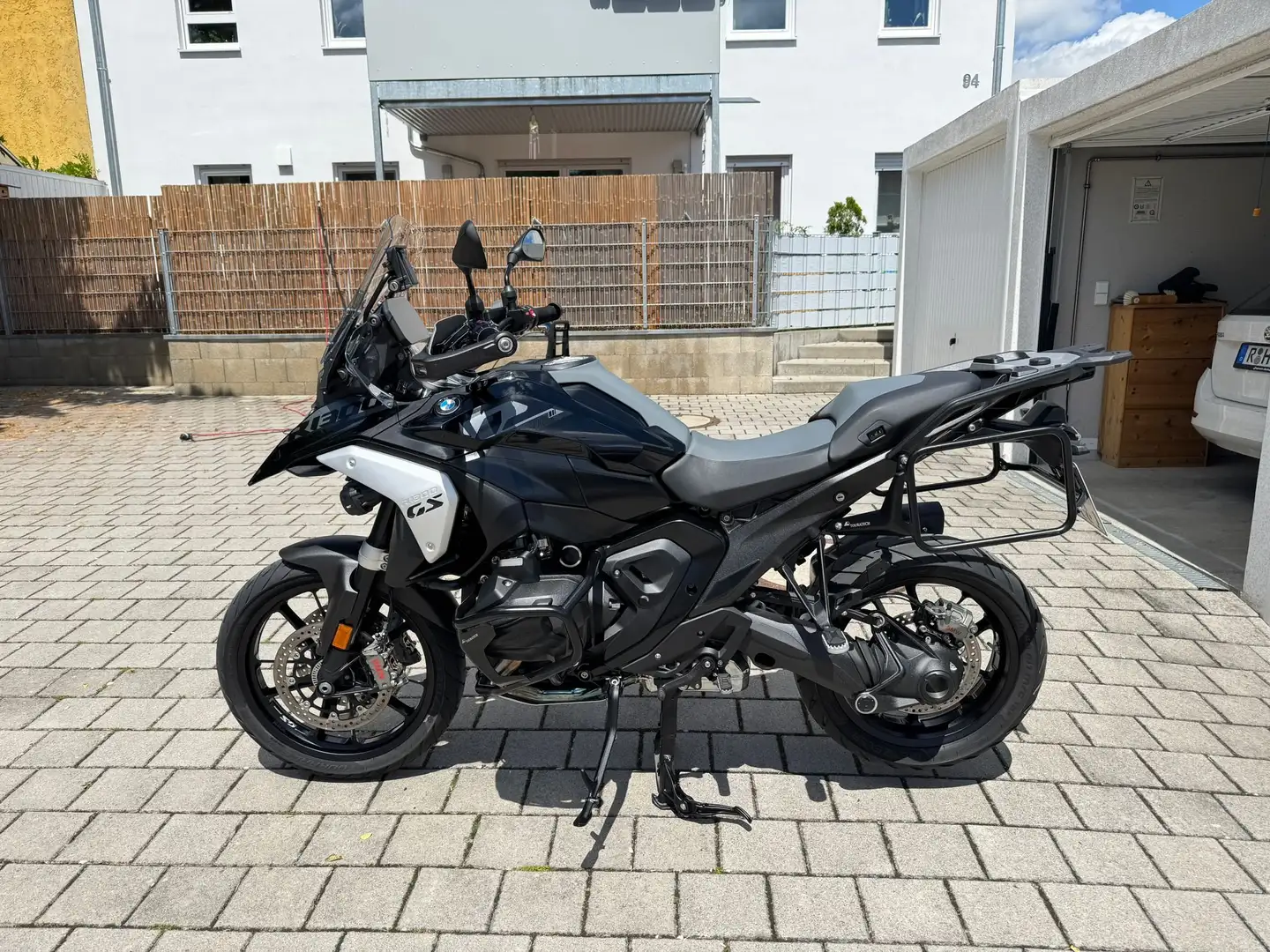 BMW R 1300 GS Schwarz - 1