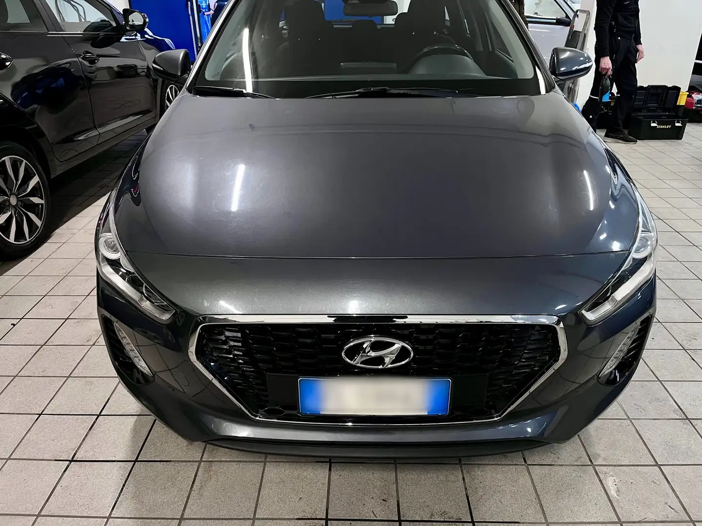 Hyundai i30 Wagon 1.6 CRDi 110CV - OK NEOP - CATENA DI DISTR Gris - 2