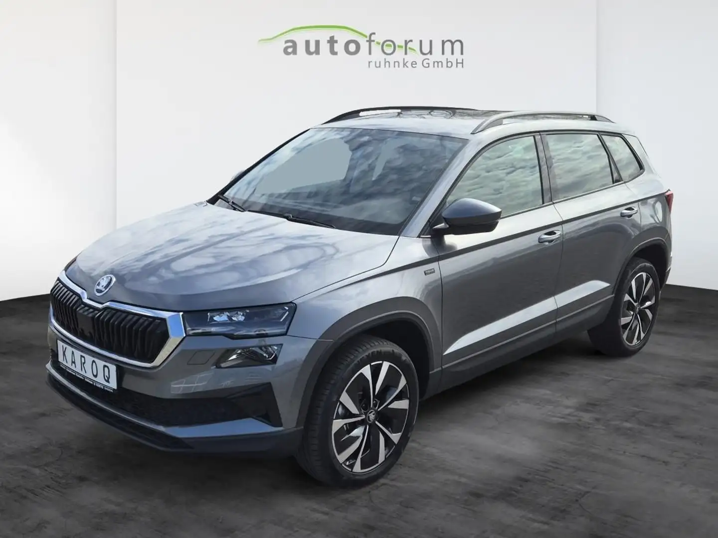 Skoda Karoq 1.5 TSI 150PS  Tour Sondermodell 110 kW... Grijs - 1