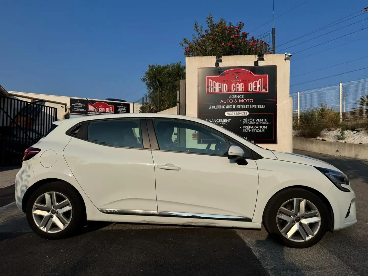 Renault Clio Clio 1.0 Tce - 100 V BERLINE Business PHASE 1 Blanc - 2