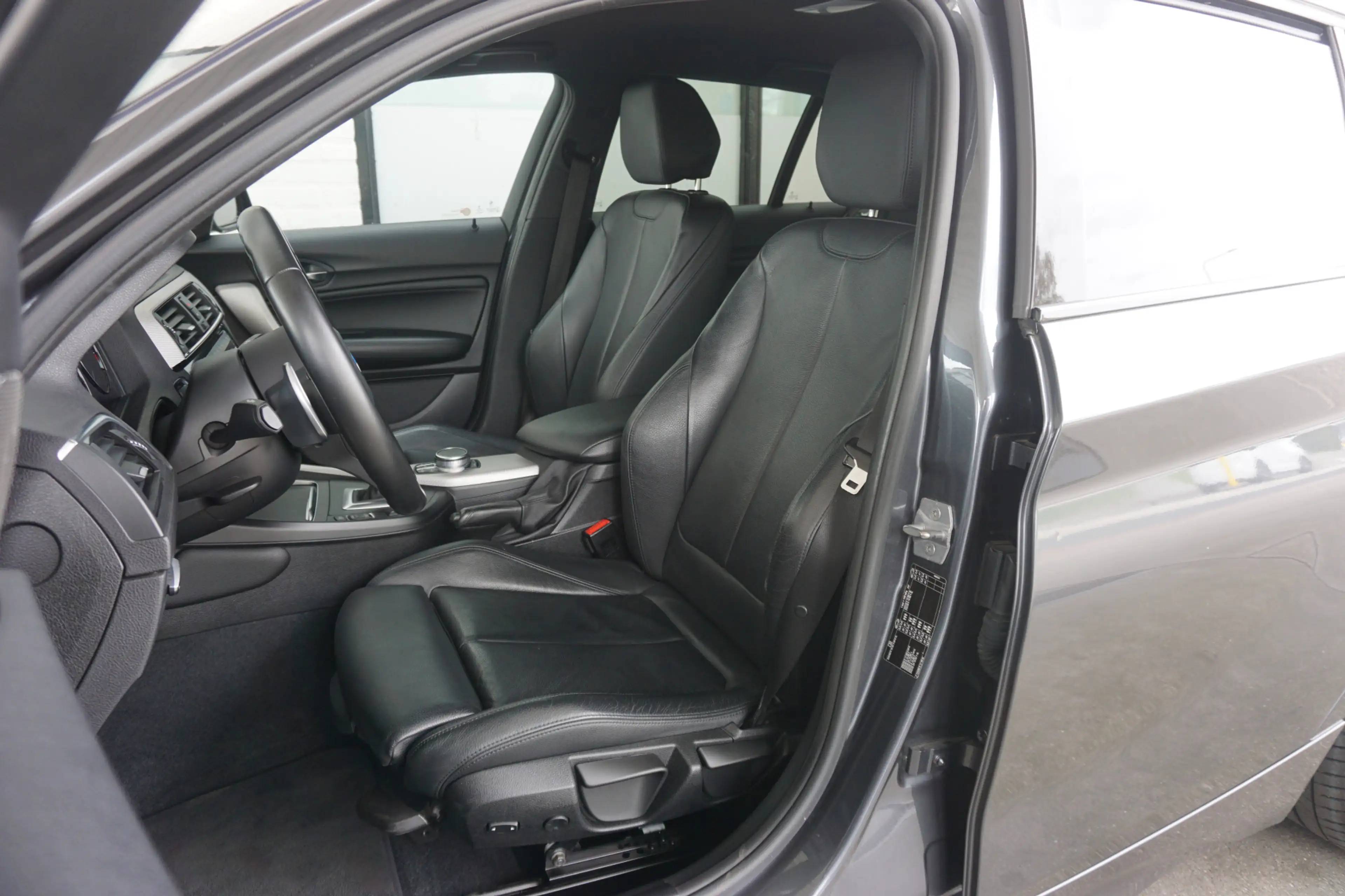 BMW 140 1-serie M140i High Exec Harman Kardon | Dealeronde — photo 5
