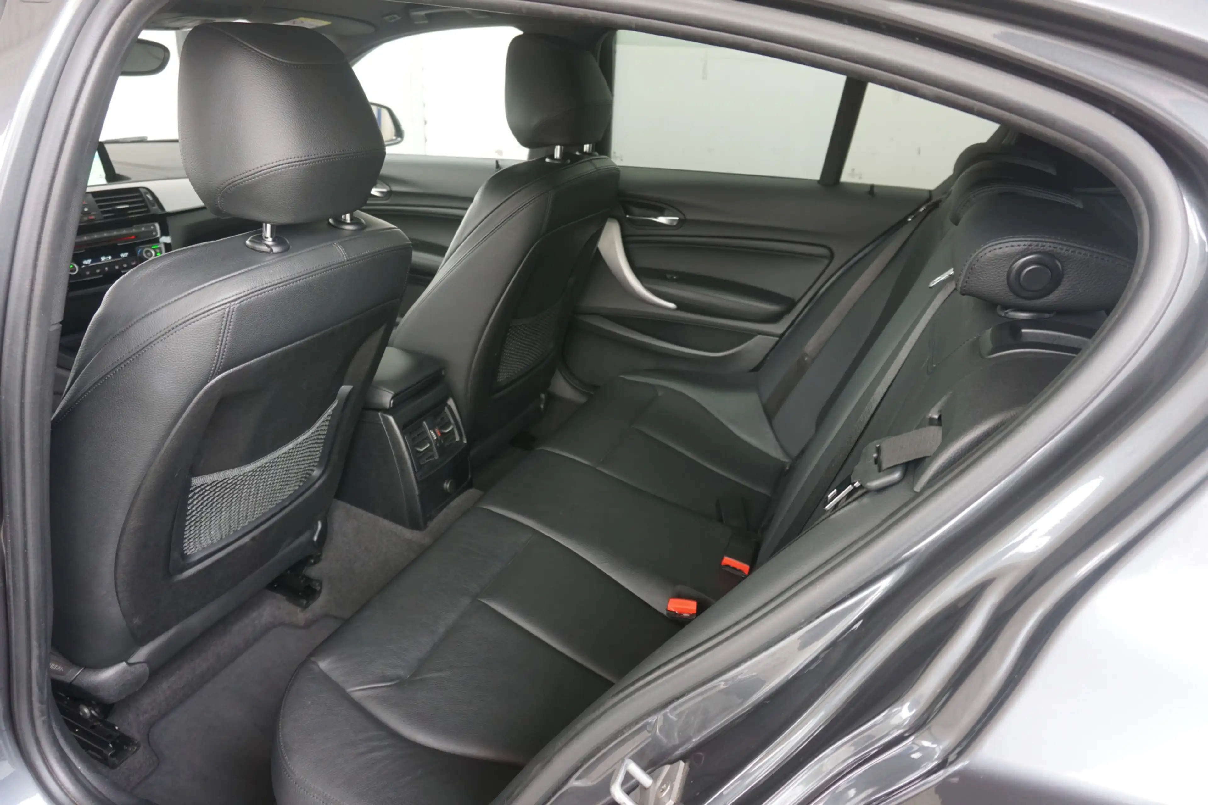 BMW 140 1-serie M140i High Exec Harman Kardon | Dealeronde — photo 7