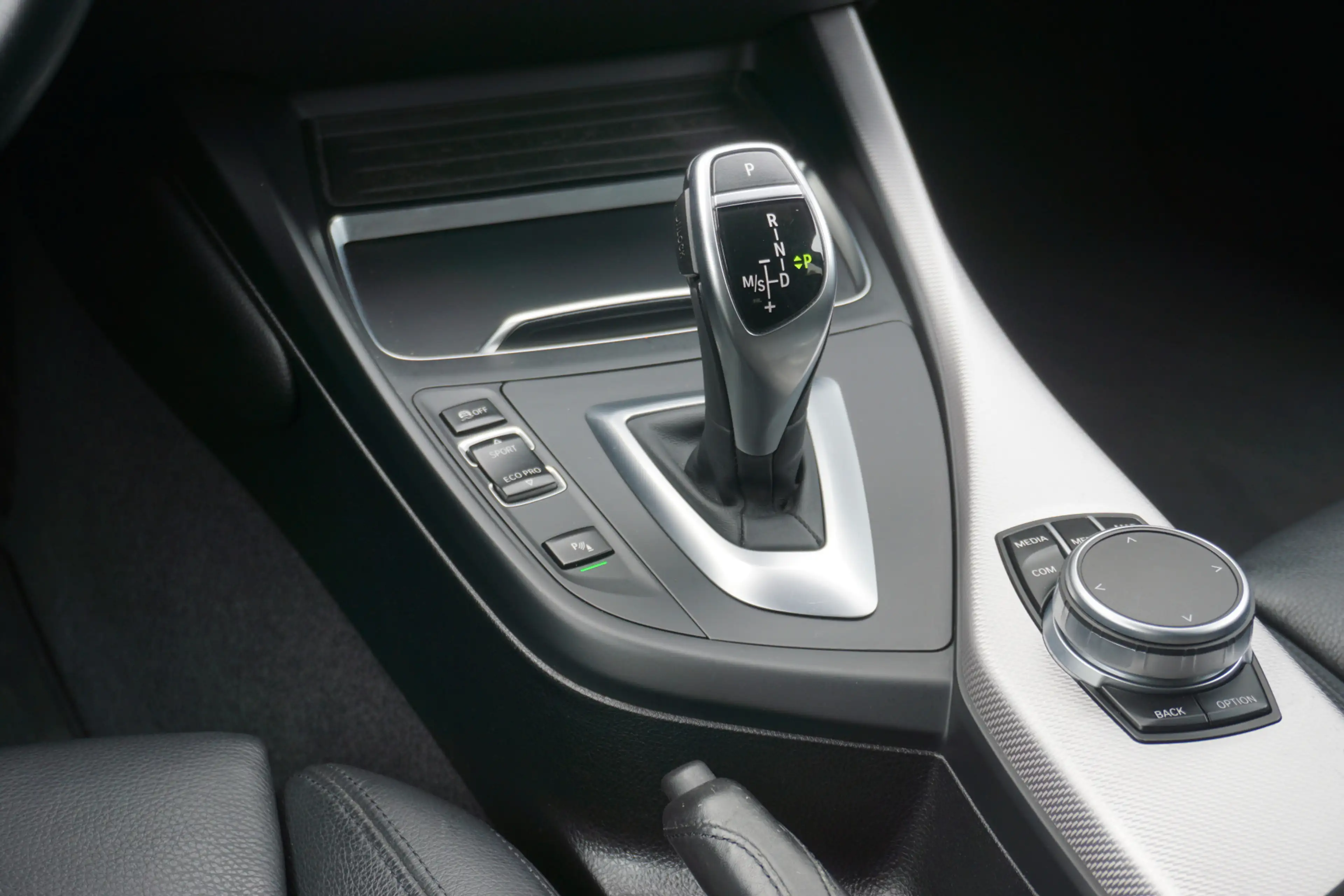 BMW 140 1-serie M140i High Exec Harman Kardon | Dealeronde — photo 28