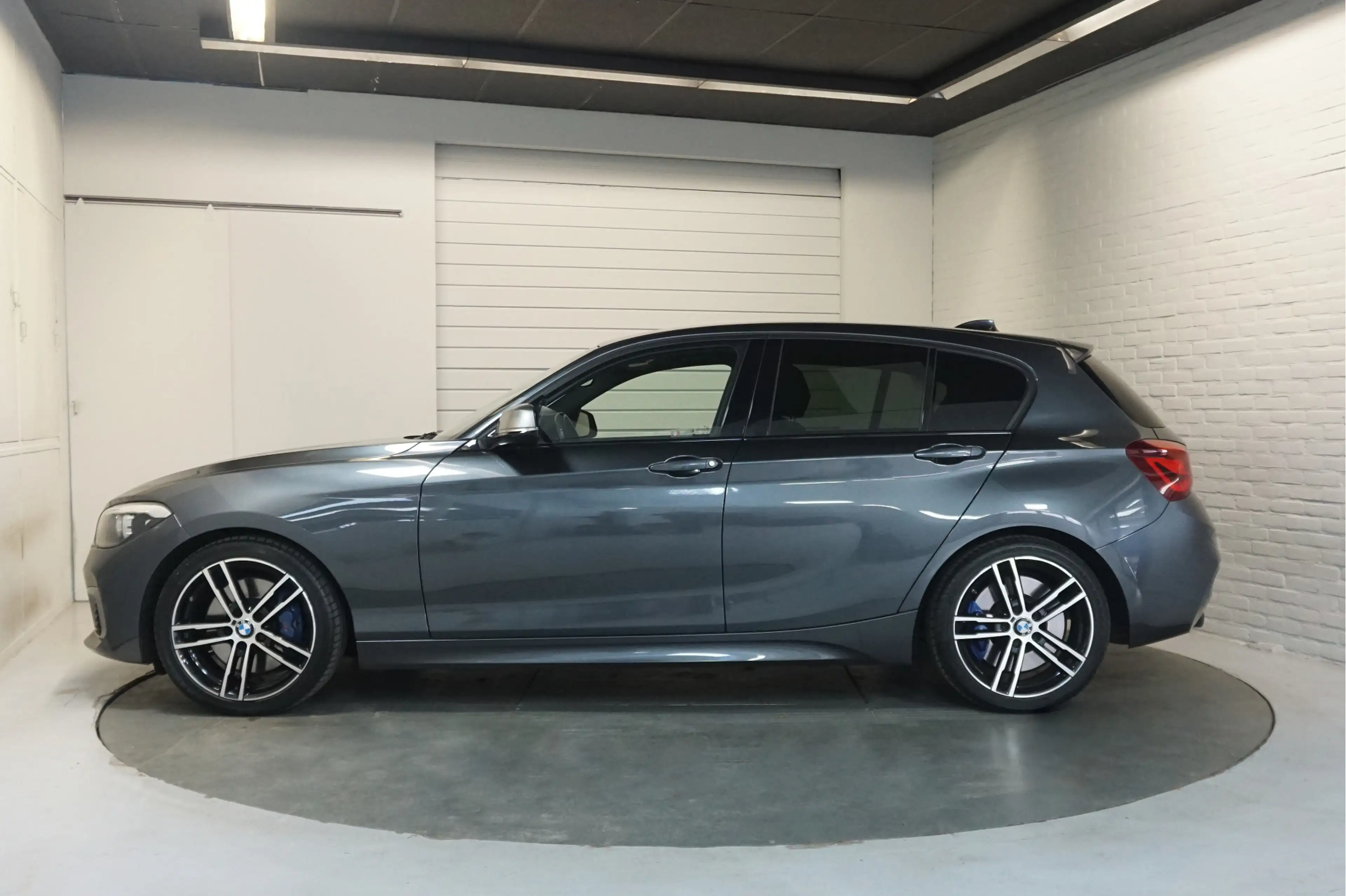 BMW 140 1-serie M140i High Exec Harman Kardon | Dealeronde — photo 2