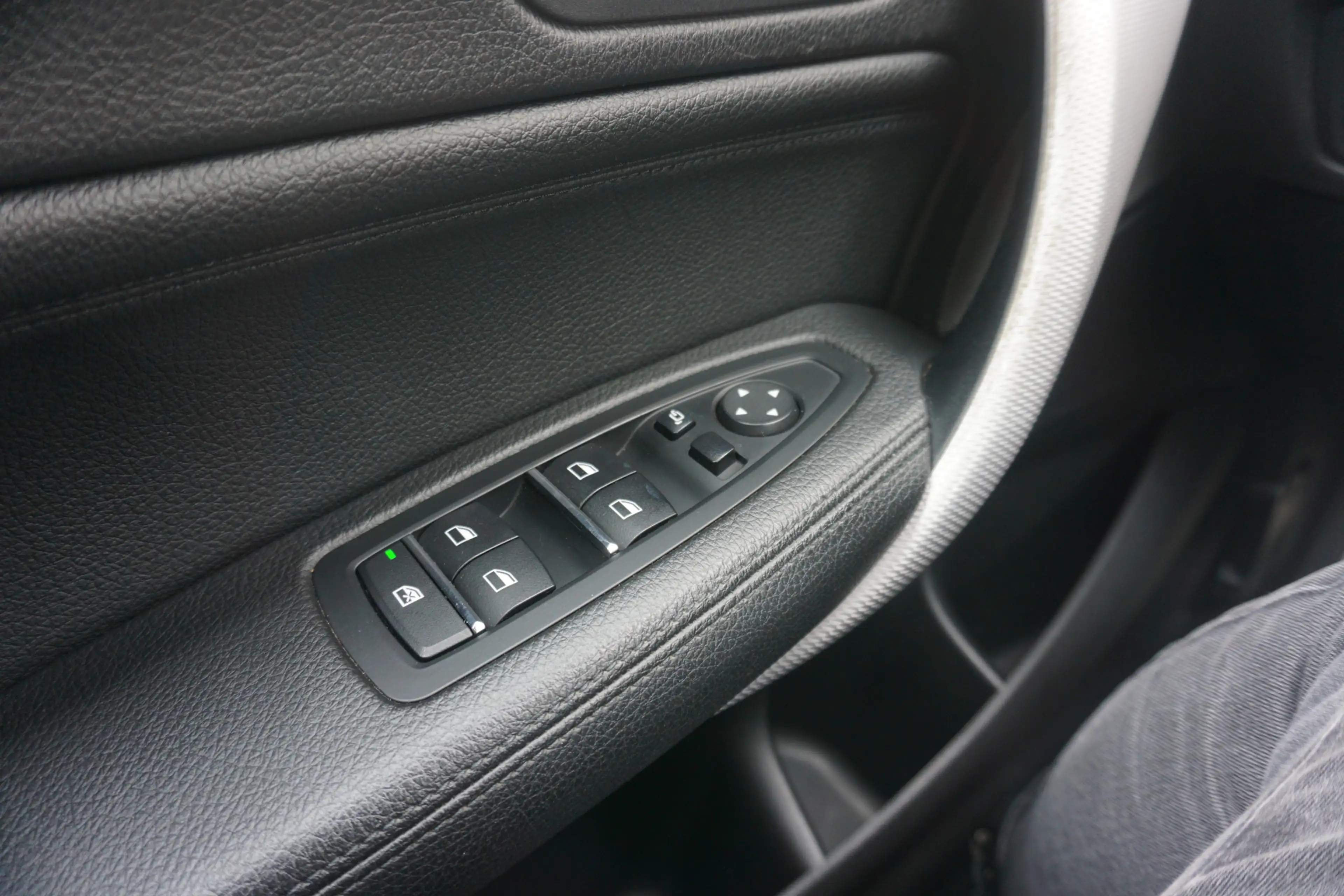 BMW 140 1-serie M140i High Exec Harman Kardon | Dealeronde — photo 33