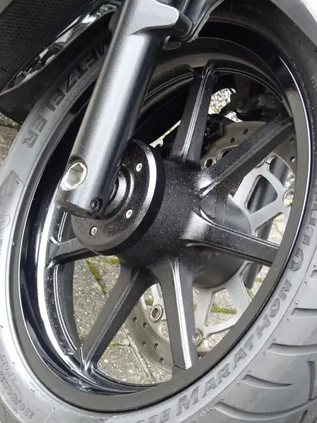 Suzuki Intruder C - foto 6