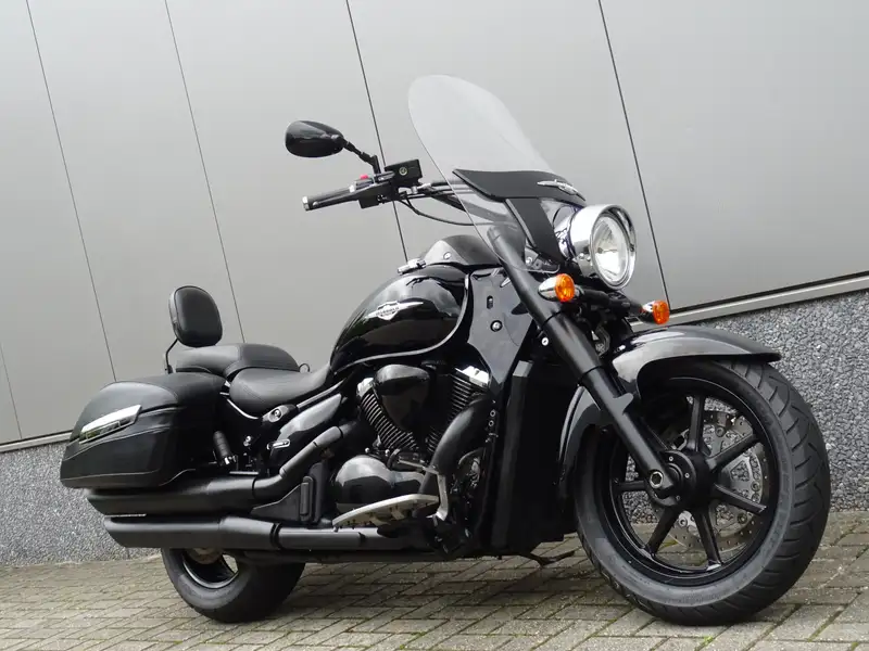 Suzuki Intruder C - foto 2