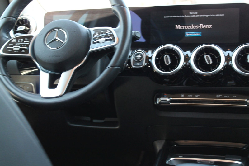 Mercedes-Benz B 220 d/ Navi/Rückfahrkamera/Anhängerkupplung/ — photo 21