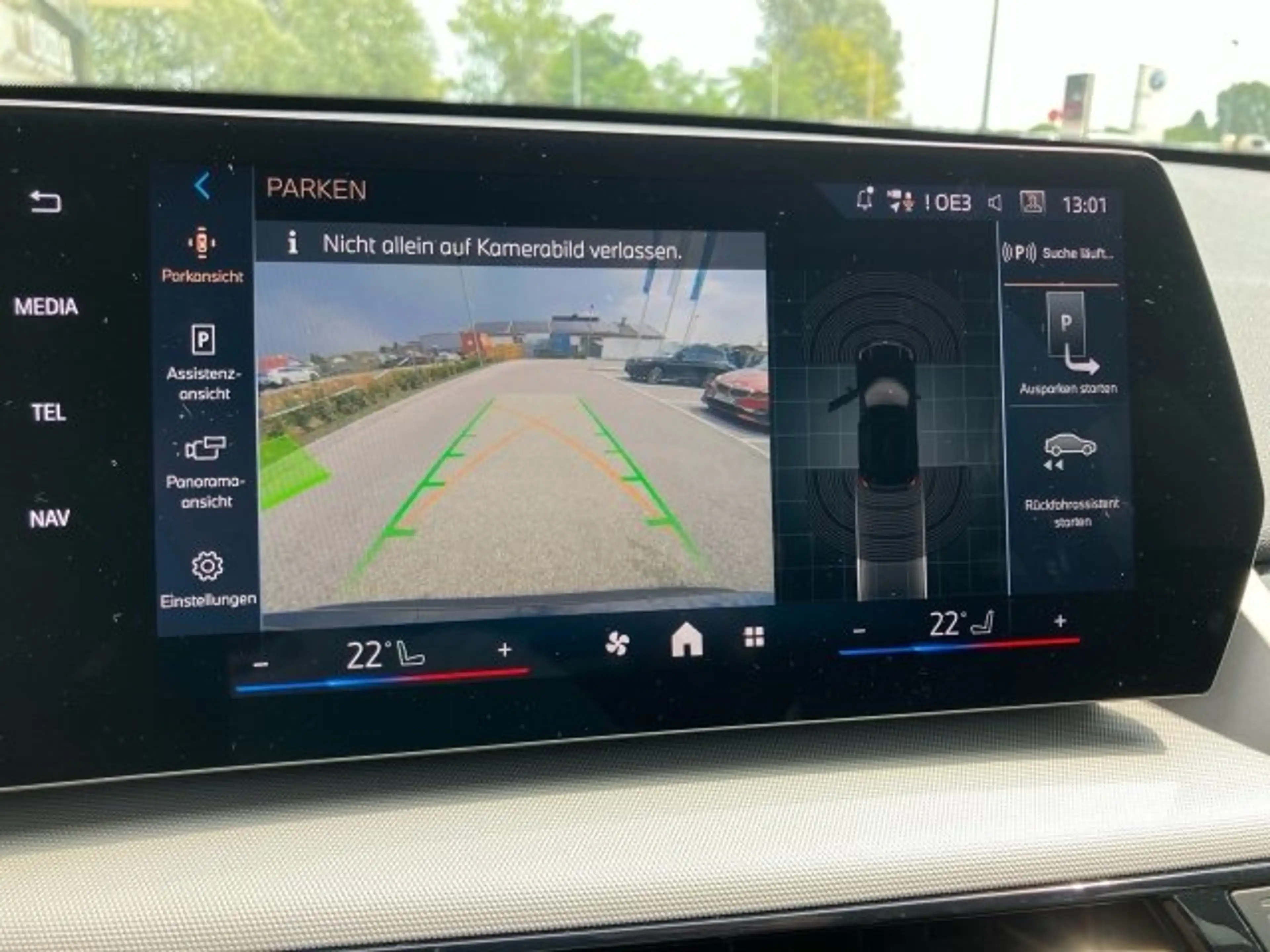 BMW iX1 eDrive20 U11 HB0 — photo 14