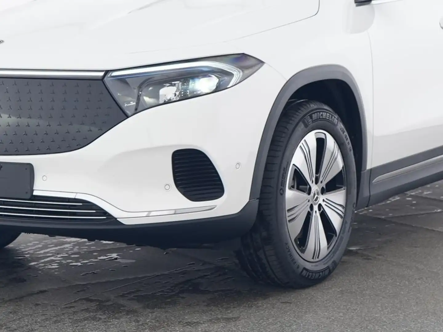 Mercedes-Benz EQA 300 4M PROG-ADV WINTER KAMERA AMBIENTE EASYP White - 2