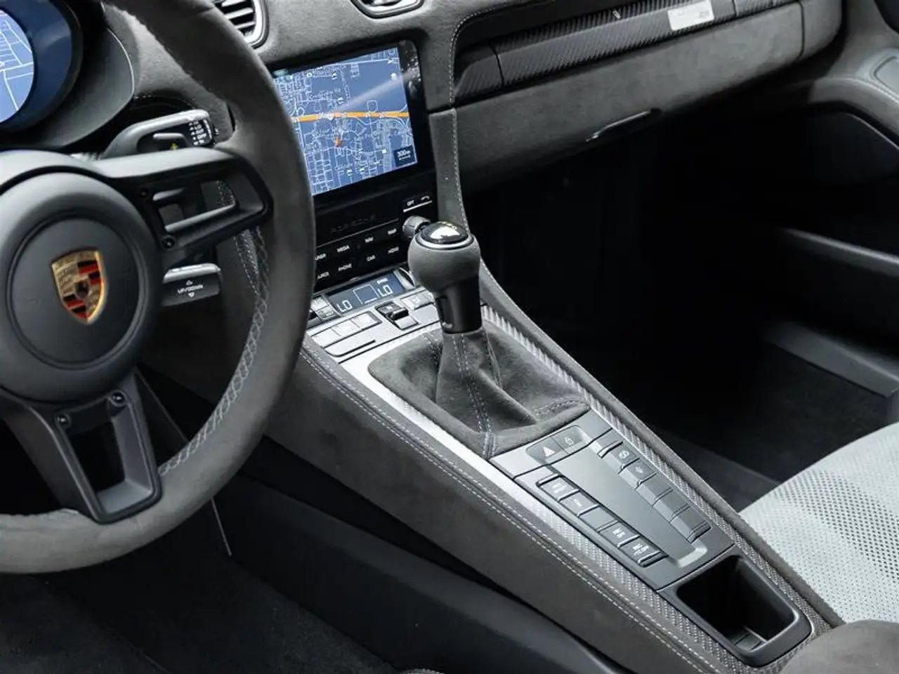 Porsche 718 Cayman снимка Porsche 718 Cayman