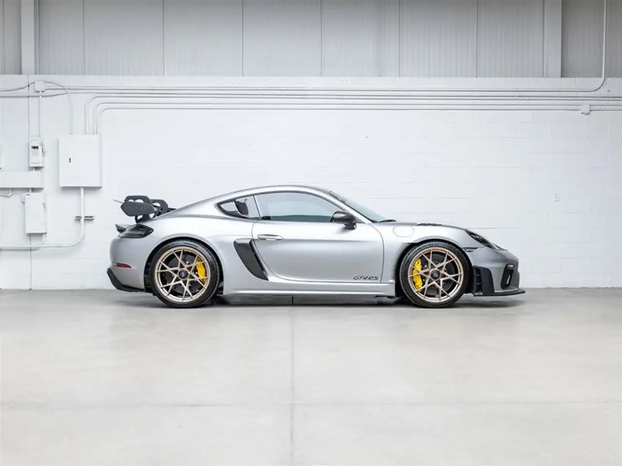 Porsche 718 Cayman снимка Porsche 718 Cayman