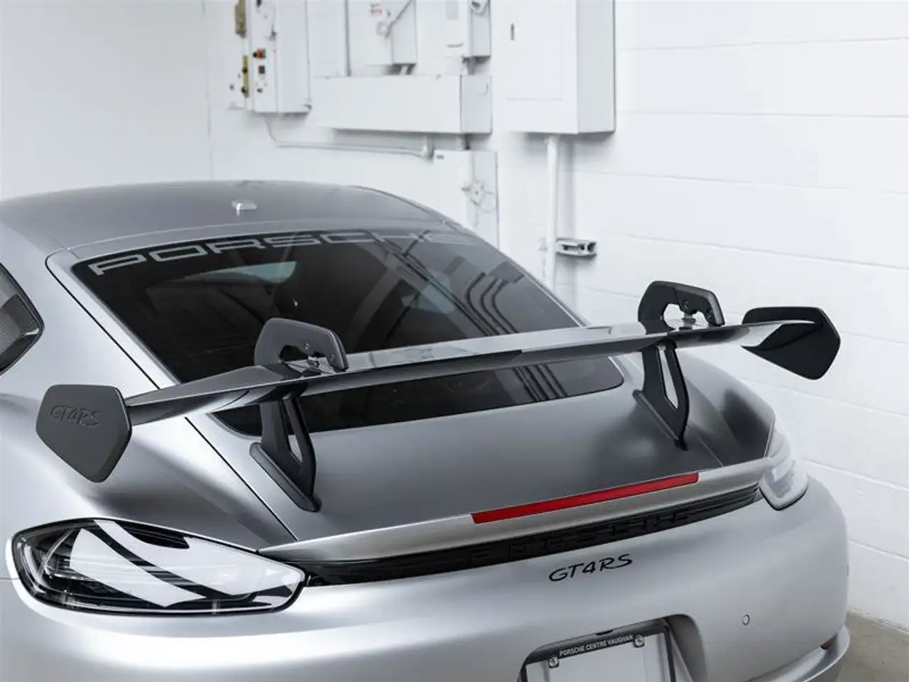 Porsche 718 Cayman снимка Porsche 718 Cayman