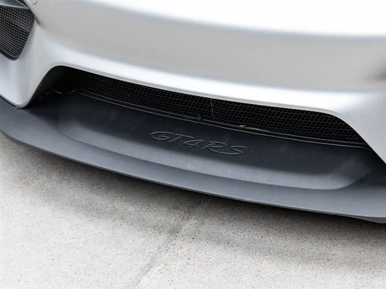 Porsche 718 Cayman снимка Porsche 718 Cayman