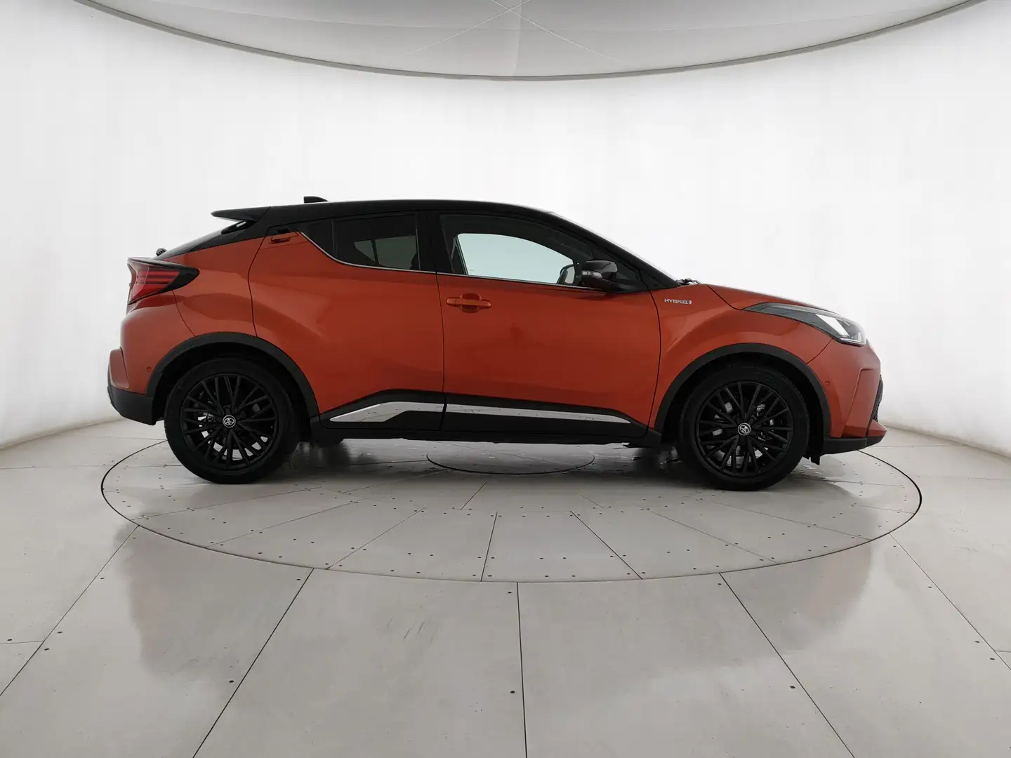 Toyota C-HR C-HR 2.0h Premiere e-cvt Arancione - 1